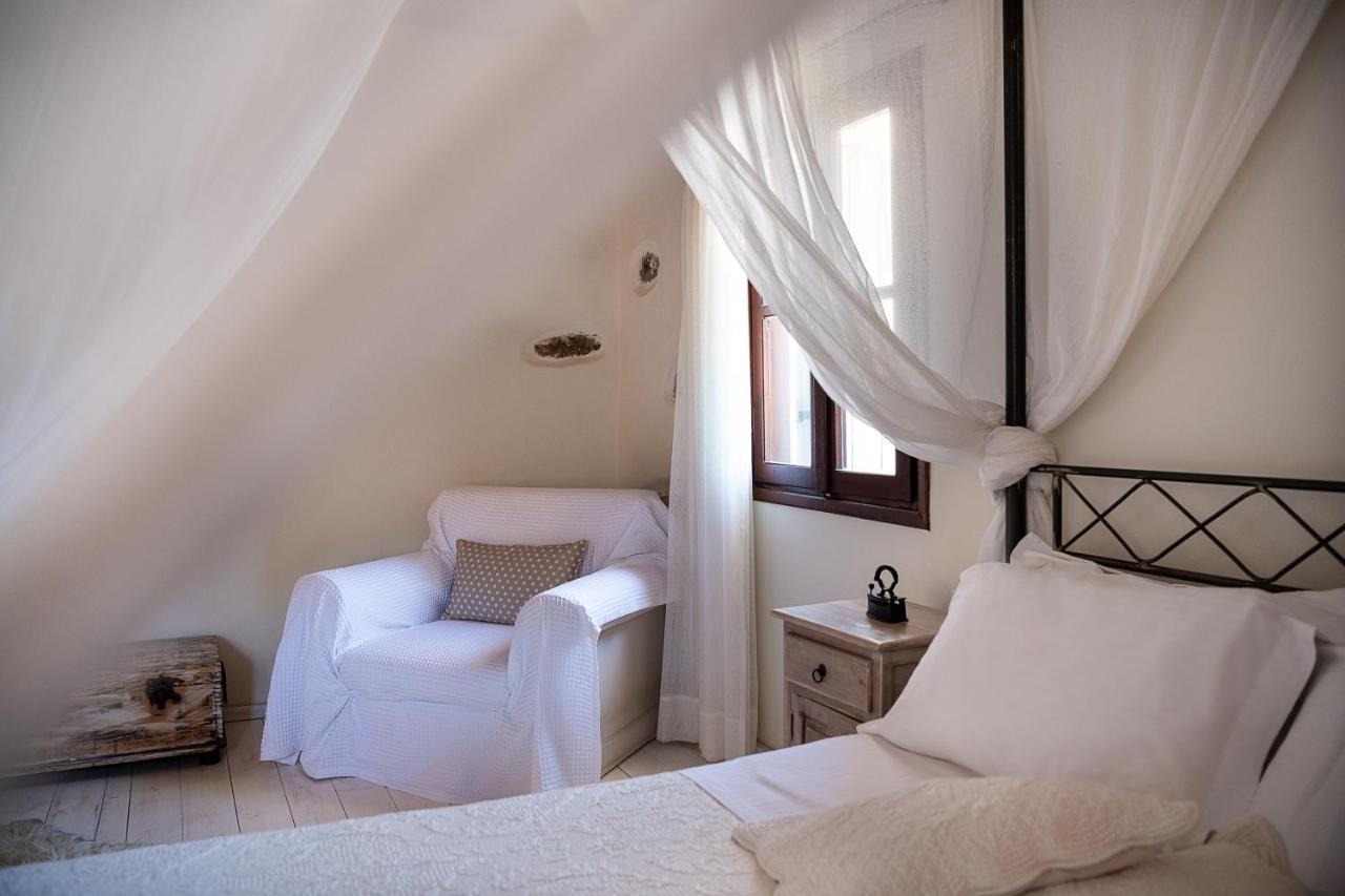 Verekinthos Villas - Pool, Hot Tub, Bbq, Kids Playground, Stunning Mountain Views Yerolakkos Exterior photo